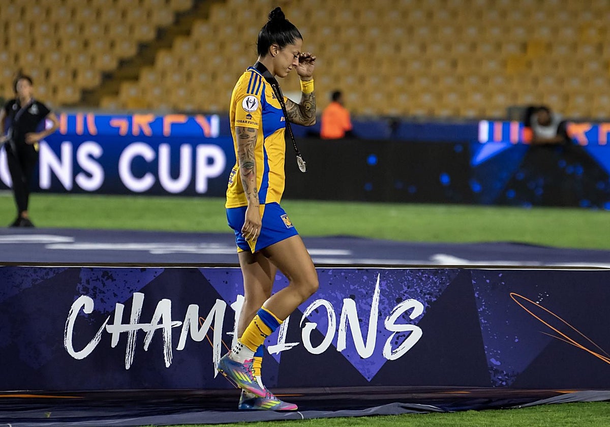 Jennifer Hermoso, con los Tigres de Monterrey