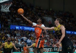 Badio apaga el fuego canario y mete al Valencia en la final de la Liga ACB