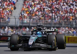 Russell gana, Norris se estrella, Alonso queda séptimo y Sainz entra en los puntos
