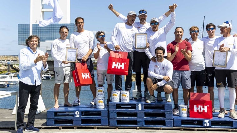 Podio del Campeonato de España J70-Trofeo Maeloc
