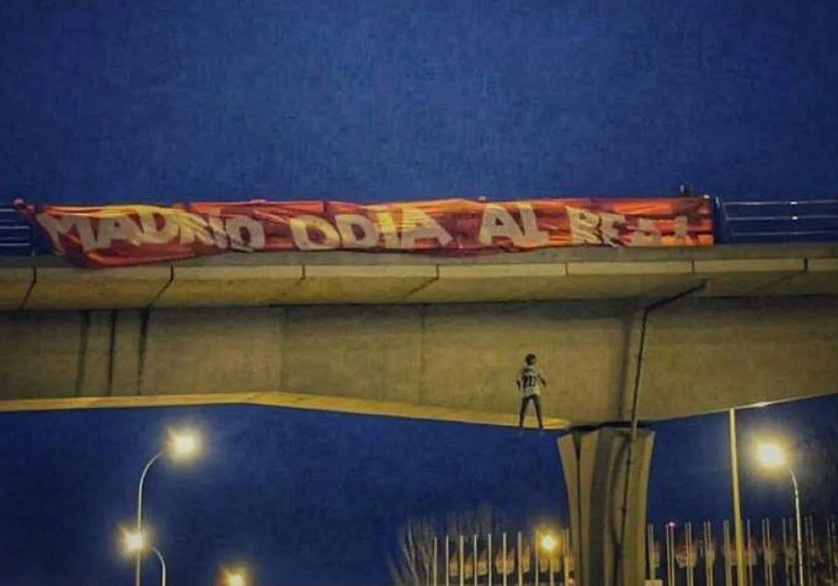 22 meses de cárcel, veto en los estadios y unas disculpas: las penas para los ultras que colgaron un muñeco de Vinícius