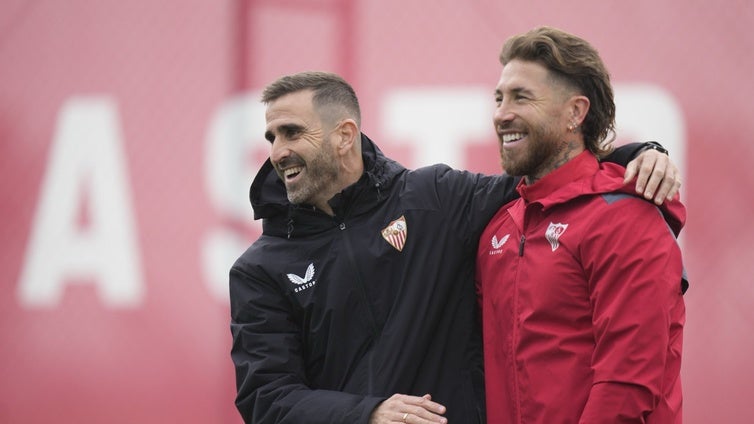 Juan Díaz, miembro del cuerpo técnico del primer equipo desde la etapa de Mendilibar, abandona el Sevilla FC