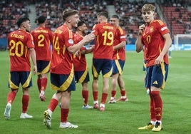 Jesús Rodríguez se muestra «contento por el gol y por pasar primeros de grupo»