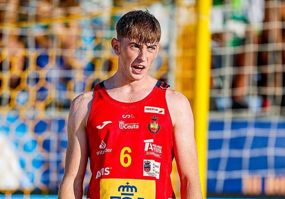 Robin del Castillo, jugando en Túnez con los Hispanos Juveniles de la Arena