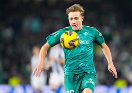 El Como aprieta por Jesús Rodríguez y le planta una suculenta oferta al Betis