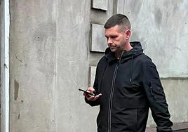 Un entrenador inglés apostó y perdió 7.500 euros recaudados por los padres de los niños para viajar a España