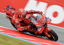 Márquez, de una fuerte caída al primer puesto