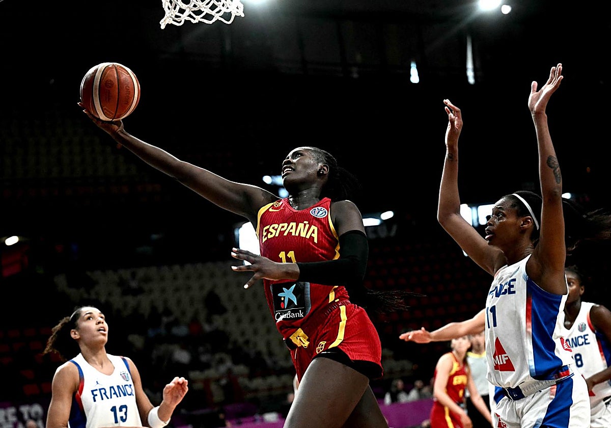 Awa Fam, en la semifinal contra Francia (64-65)