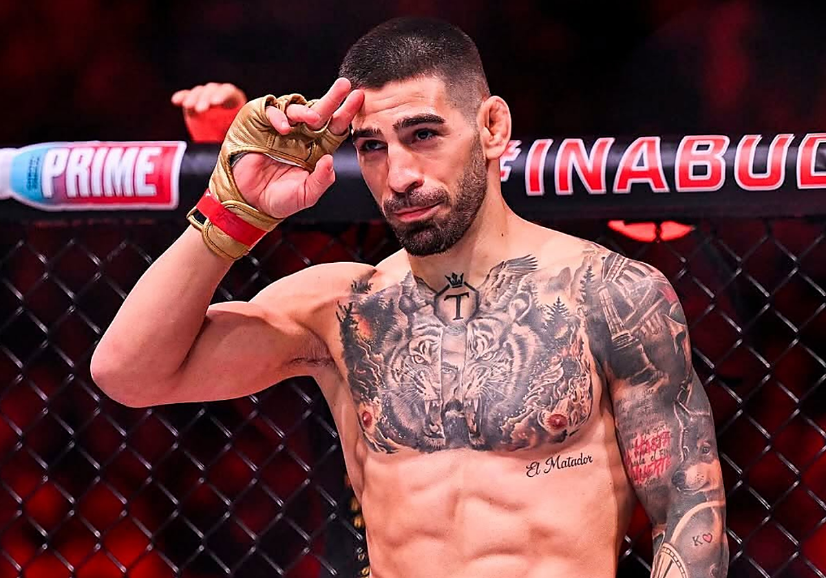 Ilia Topuria antes de uno de sus combates