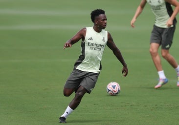 Xabi convence a Vinicius: once corren más que diez