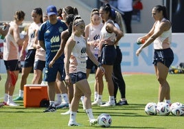 Athenea : «Sí necesitamos entrenador o entrenadora; estamos a muerte con Montse»