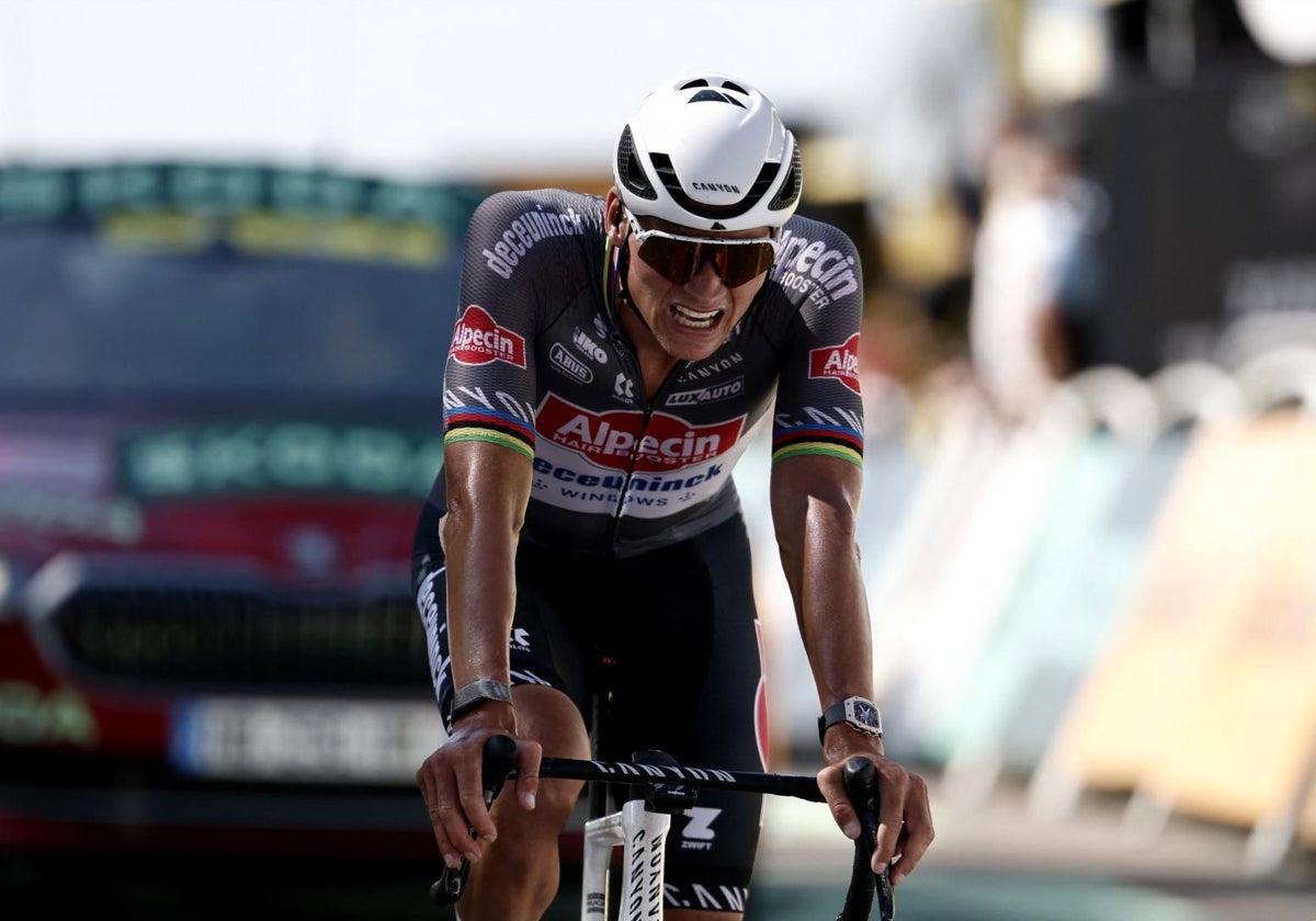 Van der Poel llegó exhausto a meta