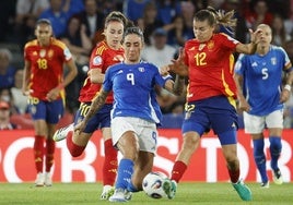 Patri y Piemonte pugna por el balón