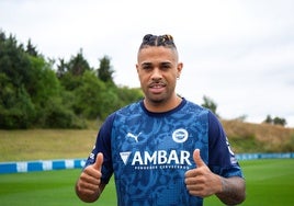 Mariano Díaz, ex del Sevilla FC, a prueba con el Deportivo Alavés