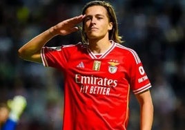 Álvaro Carreras, en un partido con el Benfica