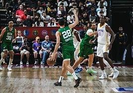 Hugo González sale airoso de su duelo ante el hijo de LeBron en su primer Celtics-Lakers