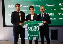 Riquelme y el mensaje enviado por Isco: «Fue clave para soltarme y llegar con más confianza»