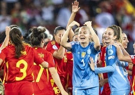 El Sevilla felicita a su capitana Sullastres por el pase de España a la final de la Eurocopa femenina