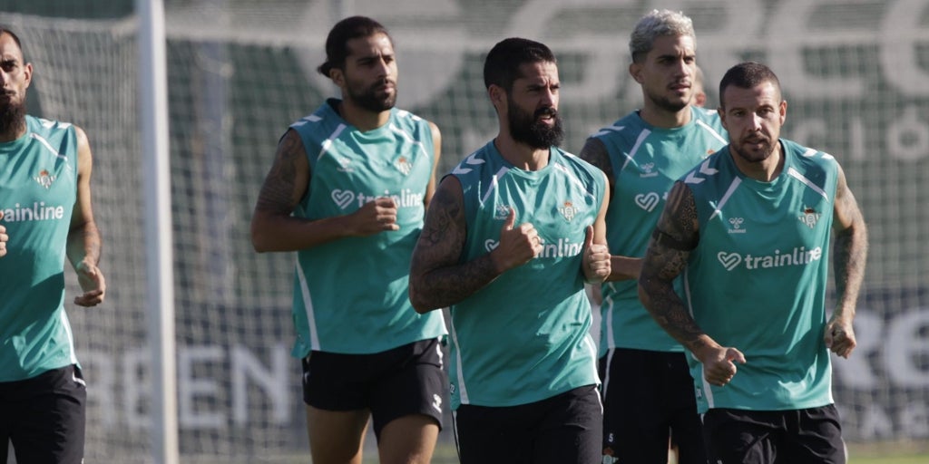 El ejemplo de Isco como capitán y la base para su renovación con el Betis