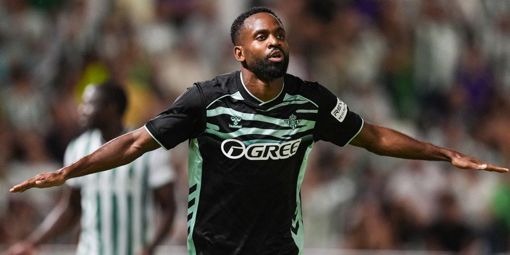 Córdoba - Betis: Fiesta del gol entre apagones (3-4)
