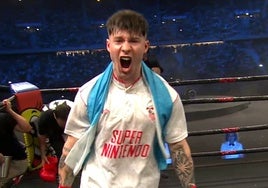 Mazza imita a Westcol y sale al combate con una camiseta del Sevilla en 'La Velada del Año 5'
