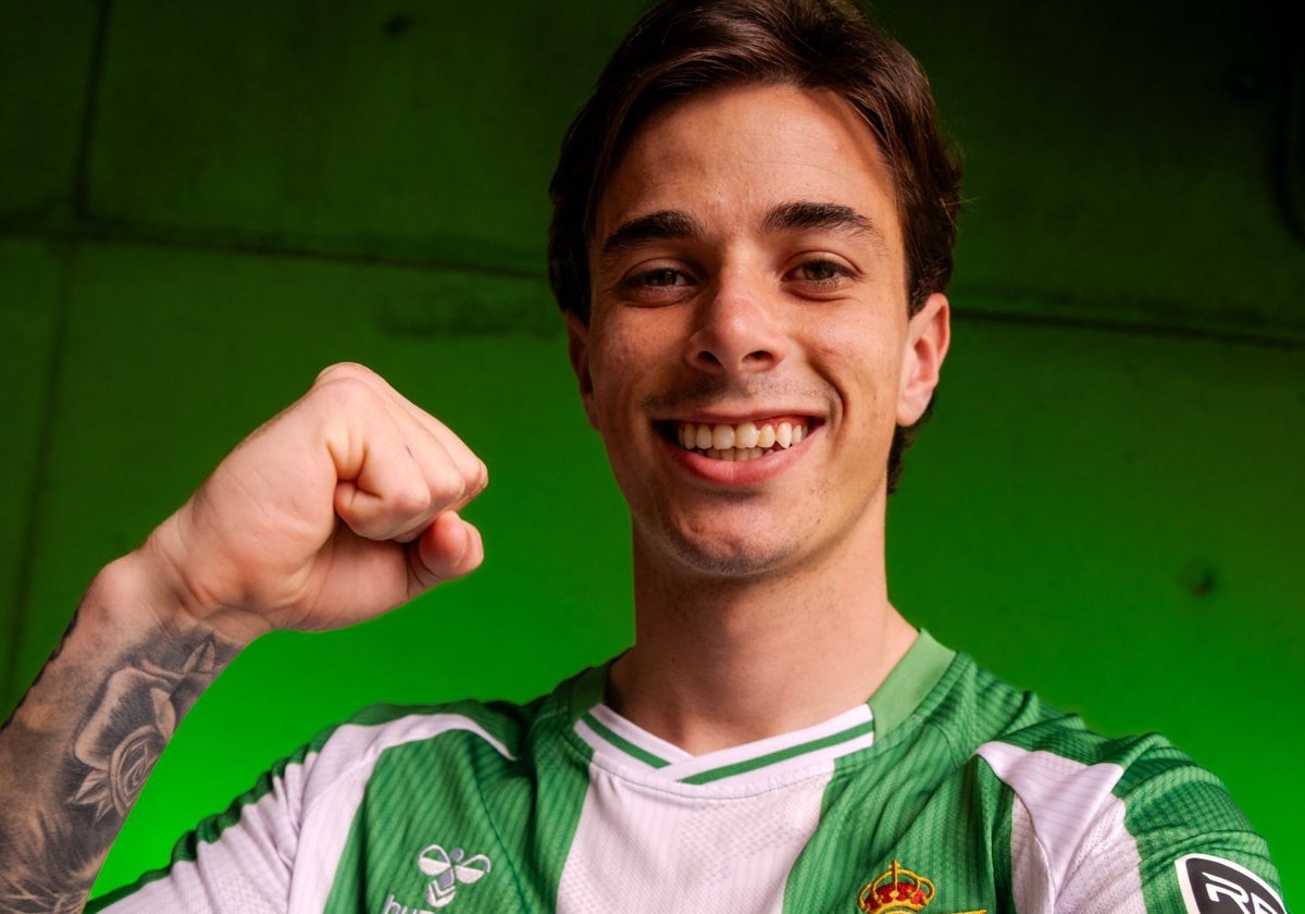 Valentín Gomez, en su primera vez con la camiseta del Real Betis