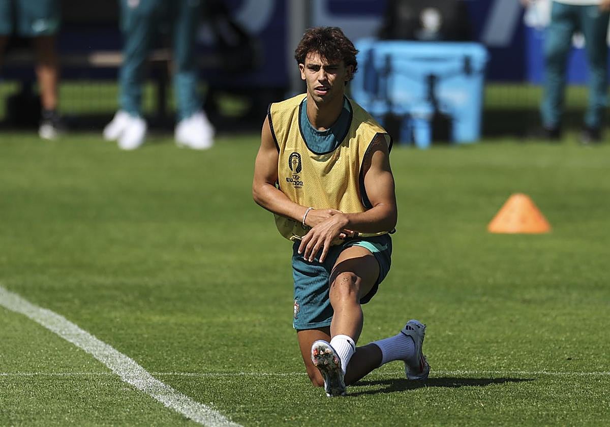 Joao Félix, en un entrenamiento con la selección portuguesa