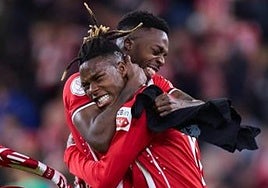 De Vox a un sospechoso Mercedes, el rocambolesco verano de los Williams