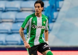 Valentín Gómez, tras su debut con el Betis: «A medida que iba agarrando un poco más de confianza me iba sintiendo cómodo»