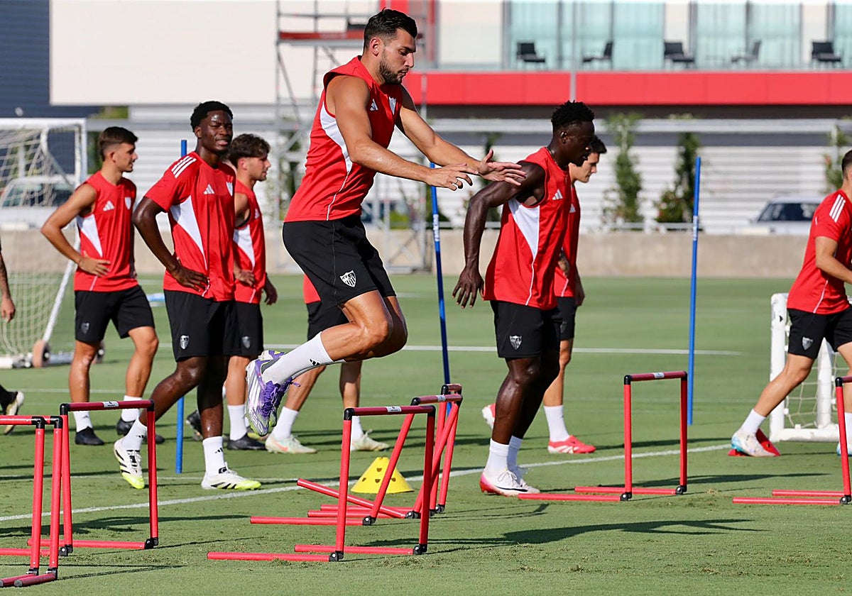 Rafa Mir, en un entrenamiento reciente