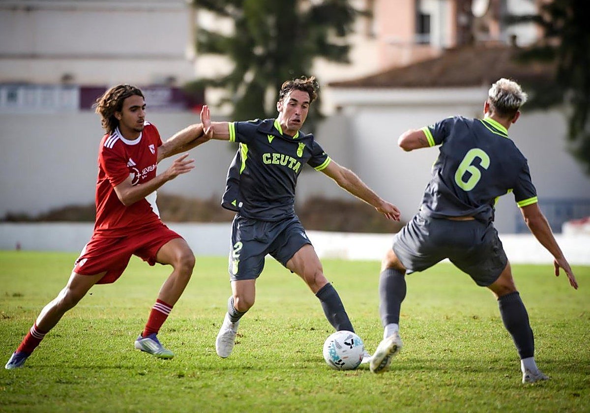 Dura derrota del Sevilla Atlético ante el Ceuta (3-0)