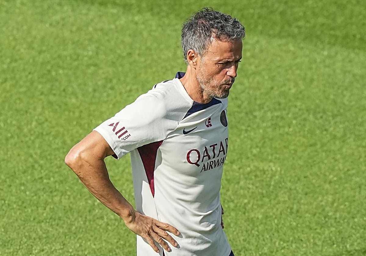 Luis Enrique, en un entrenamiento del PSG del pasado curso