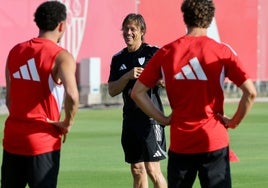 Almeyda coge galones para liderar el nuevo proyecto del Sevilla FC
