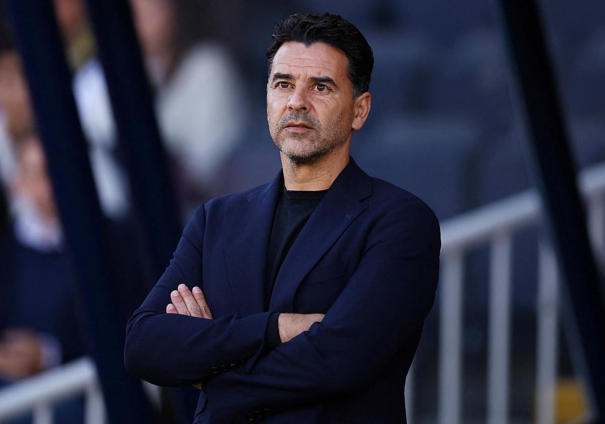 Miichel, en el banquillo del Girona