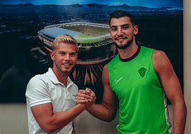 Rafa Mir, tras llegar al Elche: «El tiempo pone cada cosa en su sitio»