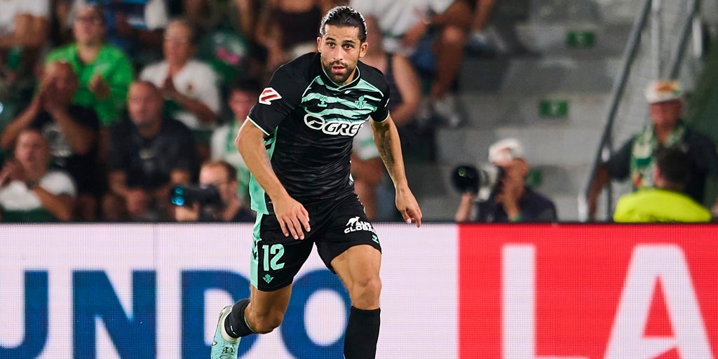 Pellegrini gives Ricardo with Betis squeezing for his departure