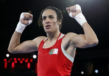 Se retira Imane Khelif, la boxeadora hiperandrógina argelina