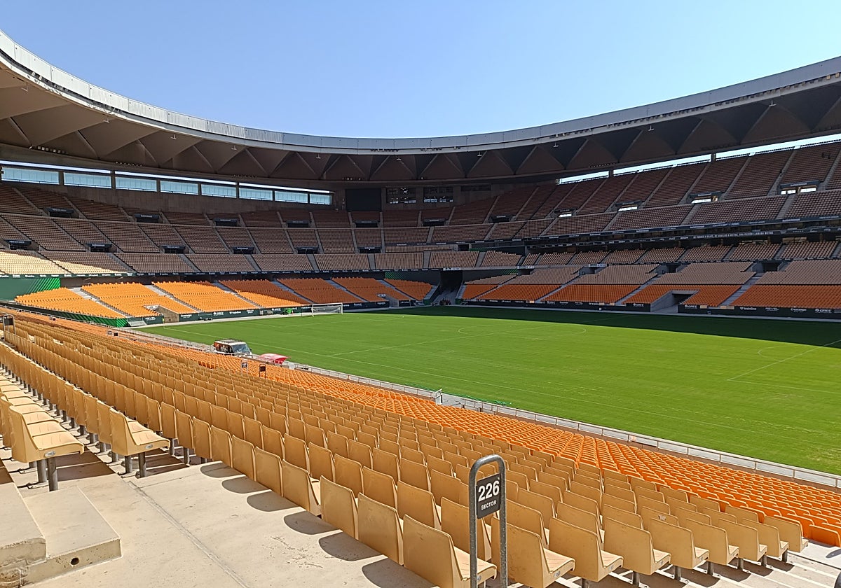 Sancionan al Betis con el cierre parcial de una grada para su estreno en La Cartuja