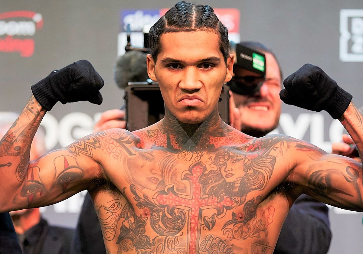 Conor Benn, durante un pesaje