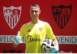 Grecia convoca a Odysseas Vlachodimos