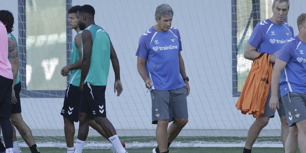 Pellegrini no es «ni optimista ni pesimista» en cuanto al posible fichaje de Antony
