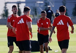 Alexis Sánchez defiende su forma física: «Me encuentro bien para seguir en Europa»