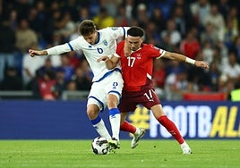 Rubén Vargas brinda una asistencia en la victoria de Suiza