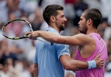 Alcaraz cierra la era 'Big Three': se deshace de Djokovic sin esfuerzo y ya está en la final del torneo