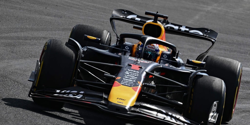 Verstappen despedaza a los McLaren en Monza