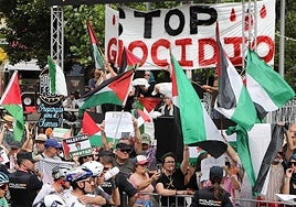 Javier Guillén:  «Ninguna federación internacional ha excluido a Israel de sus competiciones, tampoco la UCI»