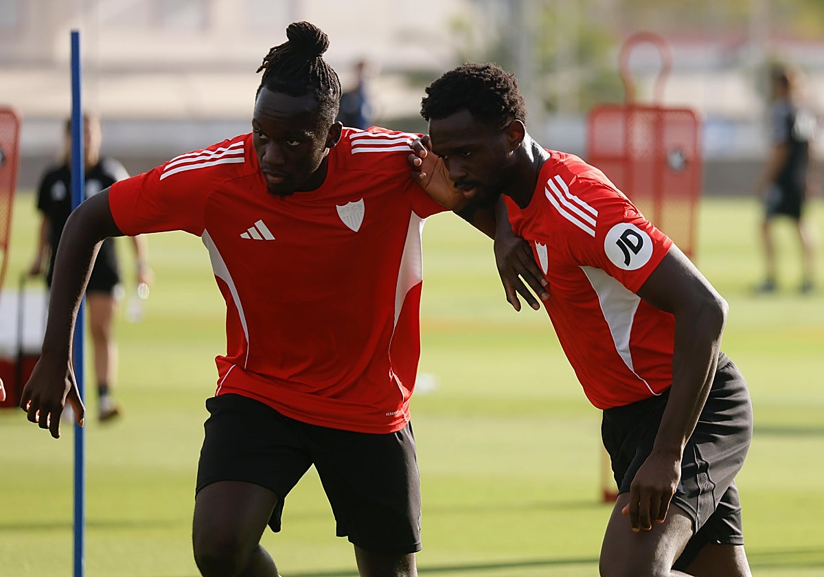 Mendy y Nianzou, durante el entrenamiento de este martes en la ciudad deportiva