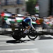 En la curva palestina: «¿Por qué gritan a todos los ciclistas?»