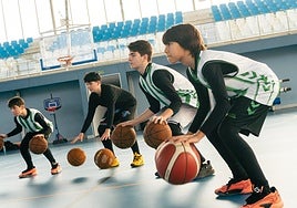 Arranca la temporada de las escuelas de baloncesto de la Fundación Real Betis