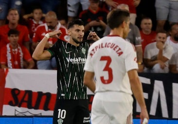 Rafa Mir desata la ira del Ramón Sánchez-Pizjuán